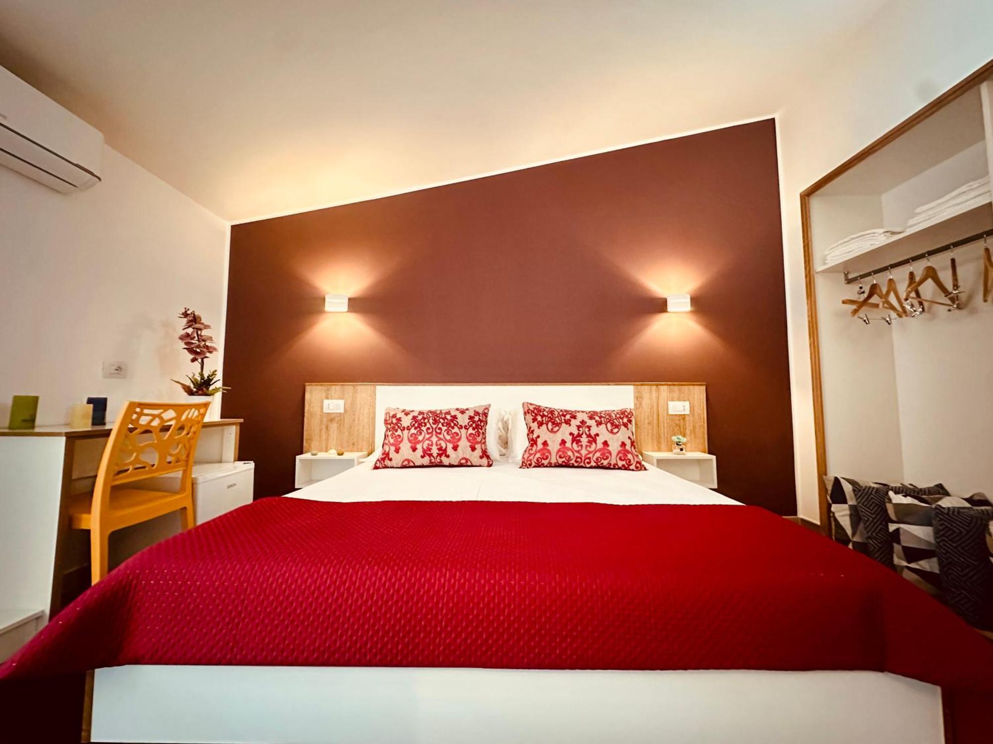 تروبيا B&B The Sun - Family Rooms المظهر الخارجي الصورة