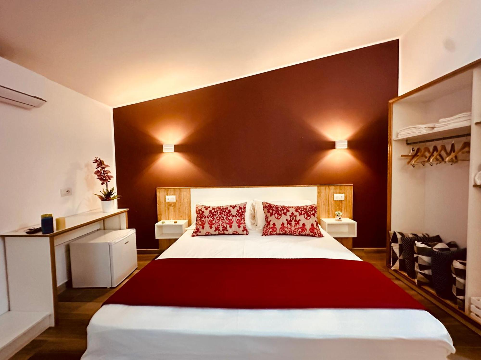تروبيا B&B The Sun - Family Rooms المظهر الخارجي الصورة